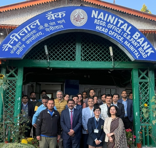 नैनीताल की उभरती पैरा एथलीट वैष्णवी बिष्ट को नैनीताल बैंक ने किया सम्मानित