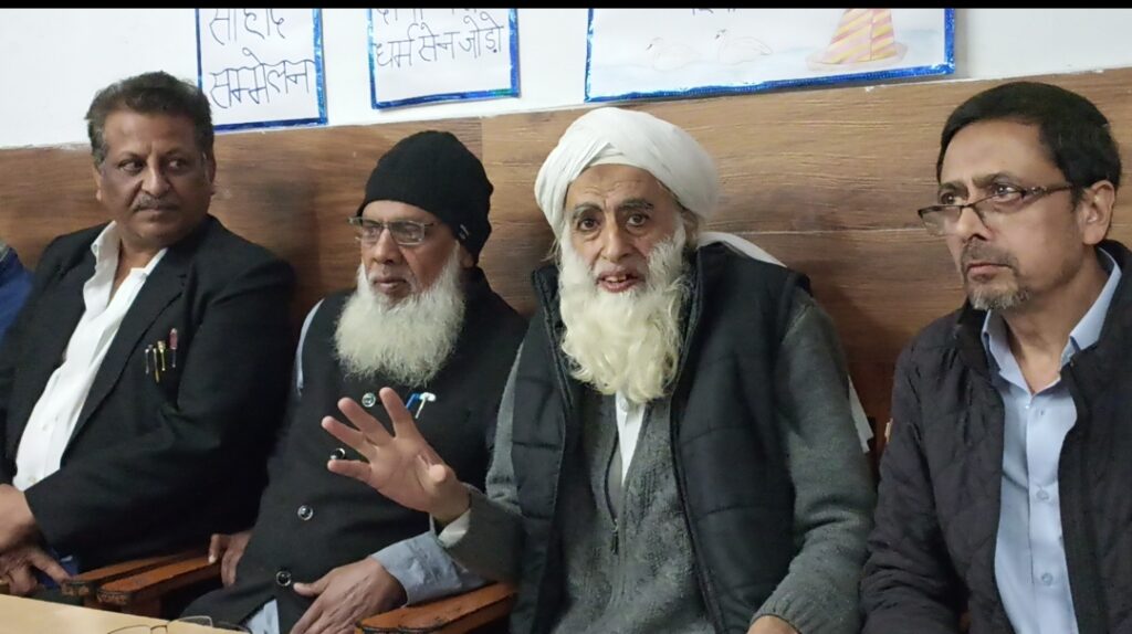 नैनीताल में हुए नाबालिग से दुष्कर्म के आरोपी ठेकेदार मो. उस्मान का मुस्लिम समाज ने किया सामाजिक बहिष्कार का फैसला,सदर शोएब शम्सी बोले अपराधी की कोई जाति व धर्म नहीं,