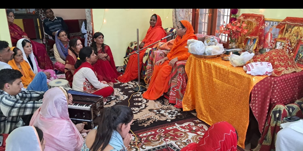दीपा बोहरा और भगवंत बोहरा के निवास में हुआ तीन दिवसीय सत्संग का समापन, हुआ भव्य भंडारा