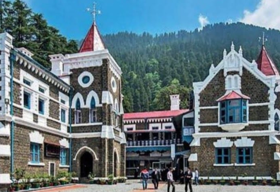 जिला पंचायत चुनाव विवाद,ड्यूटी में लापरवाही बरतने पर एक उप निरीक्षक को किया निलंबित पुलिस महानिदेशक व गृह सचिव को बनाया पक्षकार, अगली सुनवाई शुक्रवार को