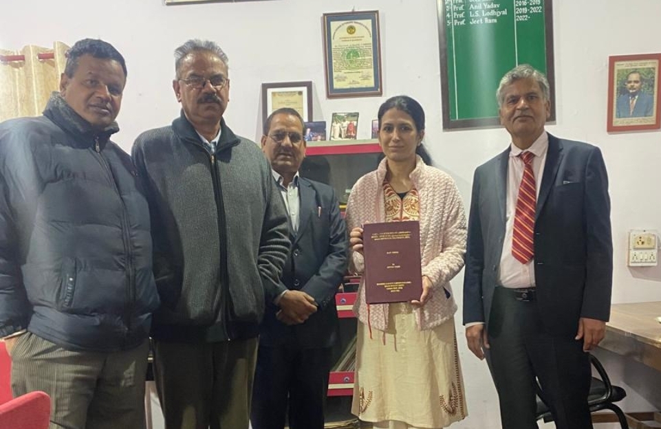 शोध छात्रा कोमल जोशी ने अपनी दी पी एच डी की अंतिम मौखिक परीक्षा,