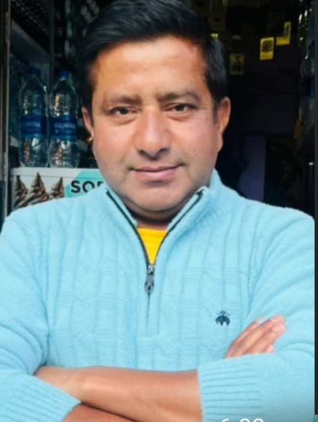 बाइक रेंटल संगठन नैनीताल के अध्यक्ष संजय सिरोही ने जिला प्रशासन पर सौतेला व्यवहार करने का लगाया आरोप, पर्यटन की बैठक में नहीं बुलाने पर बाइक रेंटल संगठन है क्षुब्ध,