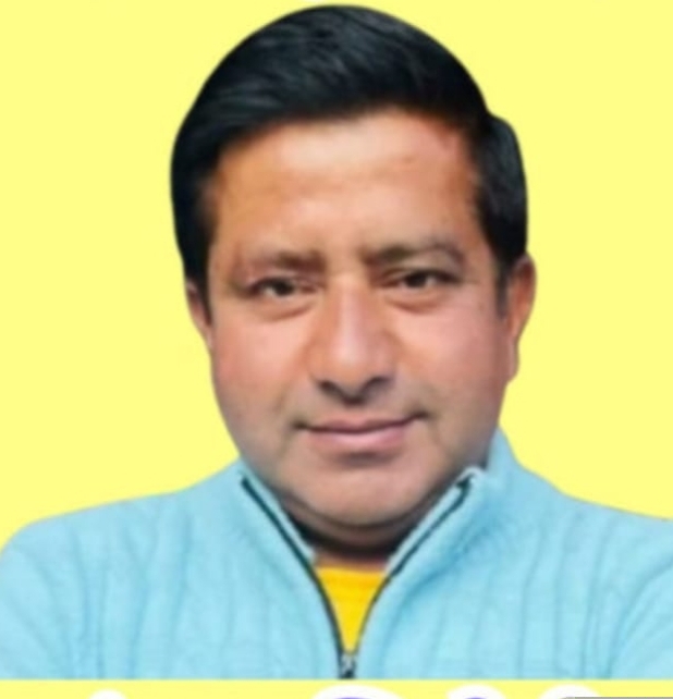 बाइक रेंटल एसोसिएशन के अध्यक्ष संजय सिरोही ने जिला प्रशासन से स्थानीय निवासियों की टीबी नंबर की टैक्सी बाईकों के लिए मांगी छूट, बाईकों का देना है लोन और कैसे चलाऐगें अपने घर का चूला,