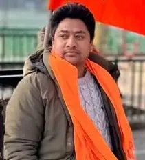 नैनीताल में दुर्गा महोत्सव में लगने वाली दुकानों व झूलों का ठेका ठाकुर इंटर प्राइजेज के ठेकेदार प्रदीप बोरा के नाम छूटा,